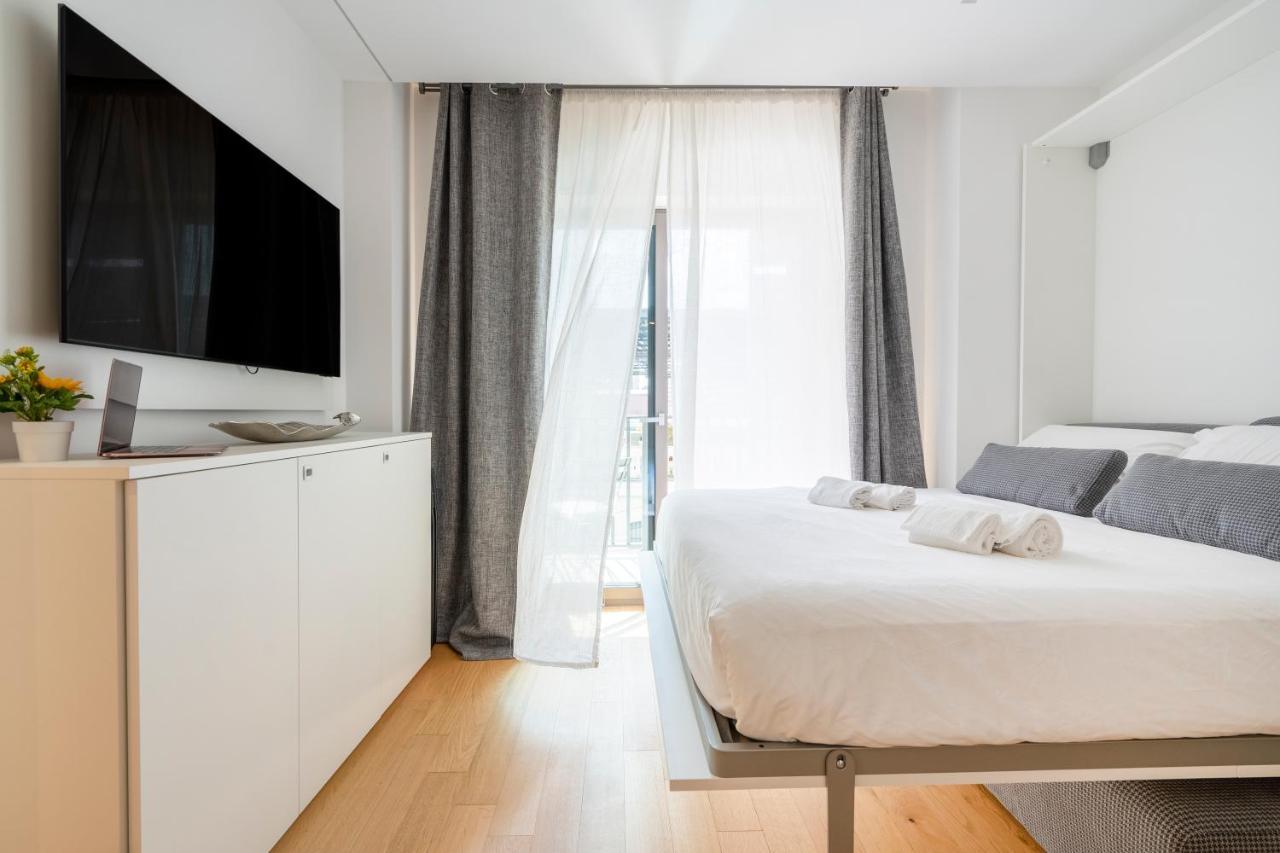 Twelve12 - Universita & Stazione Aparment Bari Exterior photo