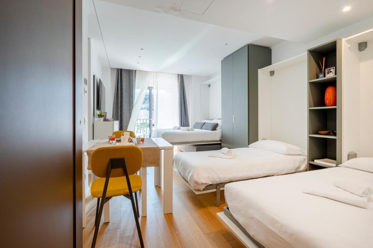 Twelve12 - Universita & Stazione Aparment Bari Exterior photo