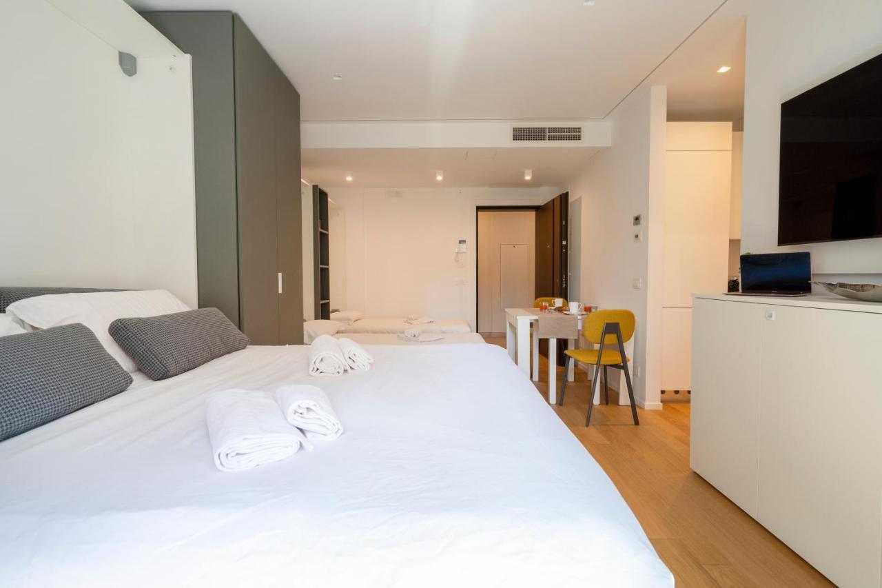 Twelve12 - Universita & Stazione Aparment Bari Exterior photo